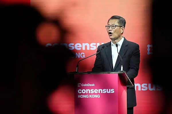 不確定性的悖論：Crypto在分裂世界中日益演變的 圖片